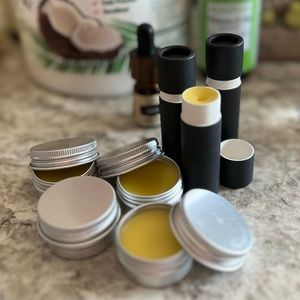 Golden Healing Apothecary✨Lip Balm